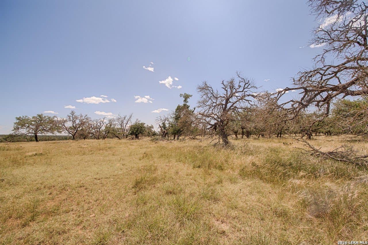 7.05 acres in Gillespie County - photo 9