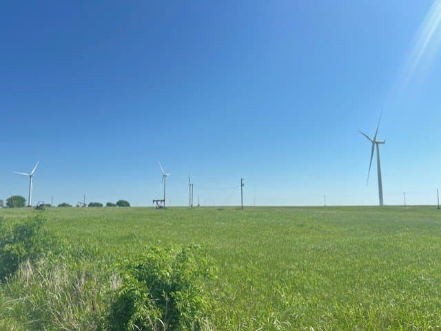 33.33 acres in Cooke County - photo 3