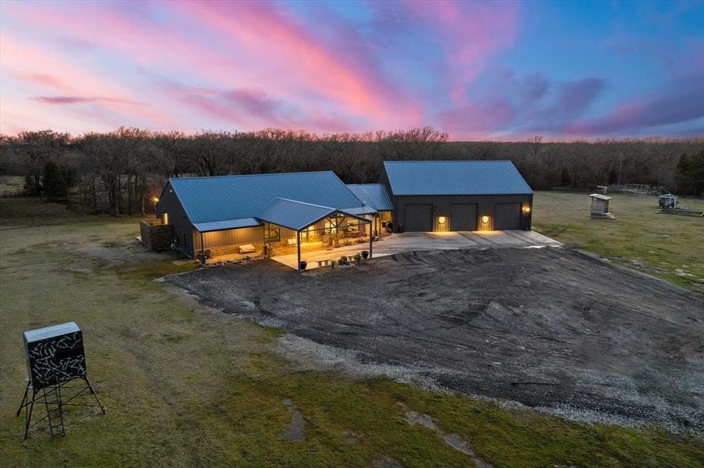18.7 acres in Henderson County gallery image 4