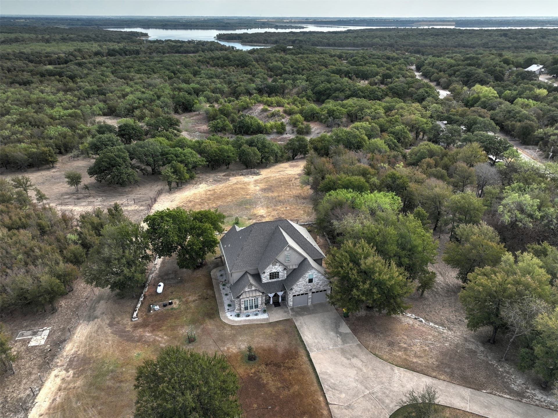 12.5 acres in Hill County - photo 4