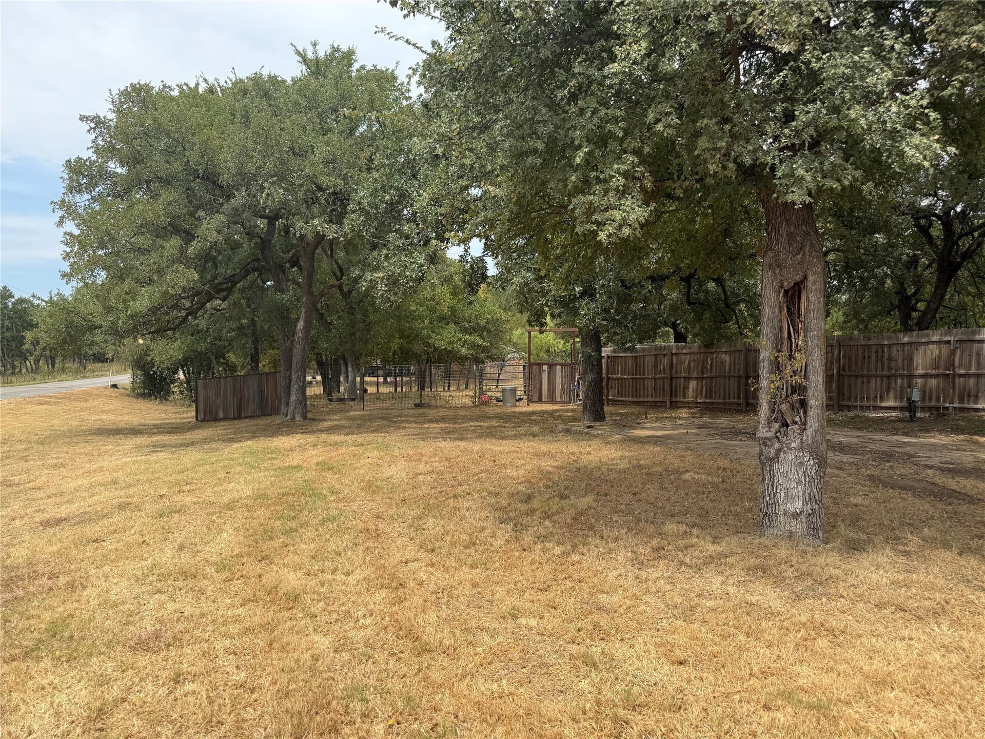 0.75 acres in Palo Pinto County - photo 6