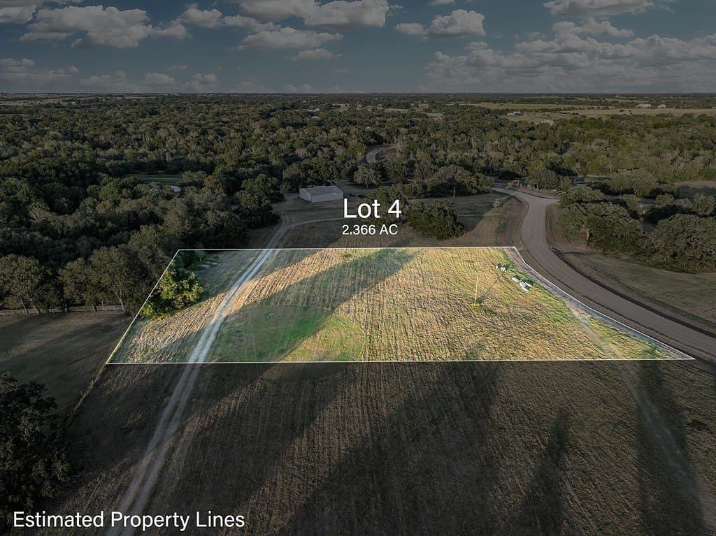 2.37 acres in Fayette County gallery image 2