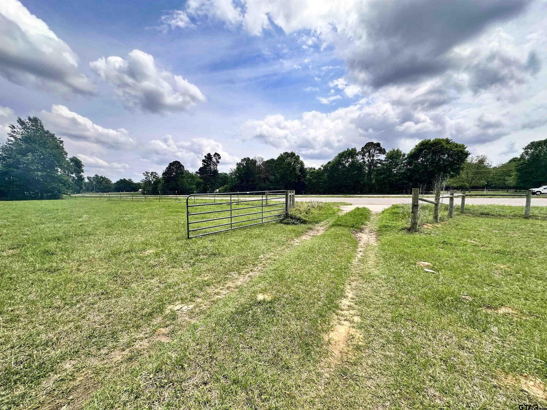 32.55 acres in Anderson County - photo 6