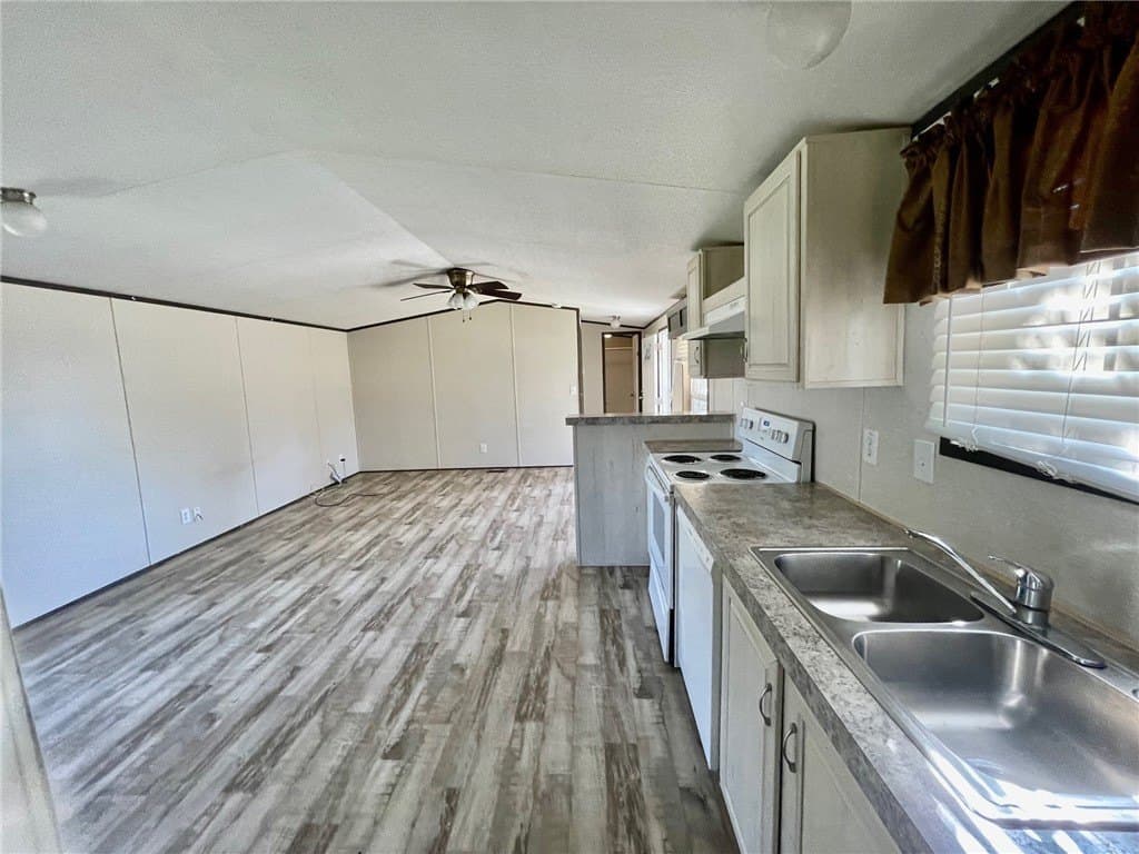 10 acres in Aransas County - photo 31