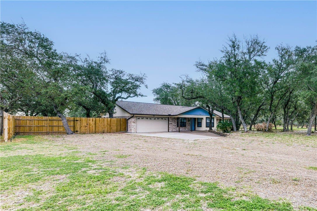 10 acres in Aransas County gallery image 4