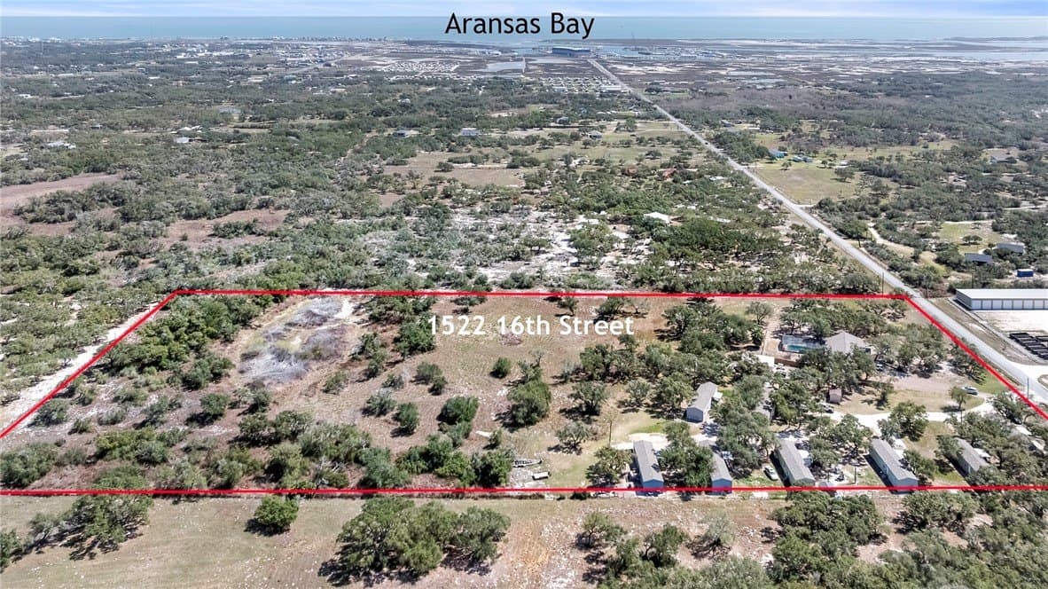 10 acres in Aransas County