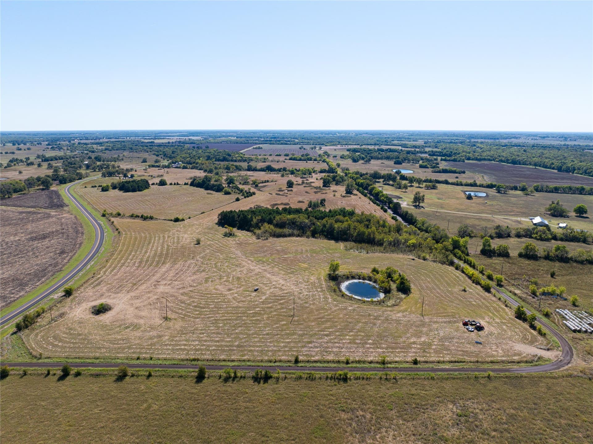 11 acres in Lamar County gallery image 4