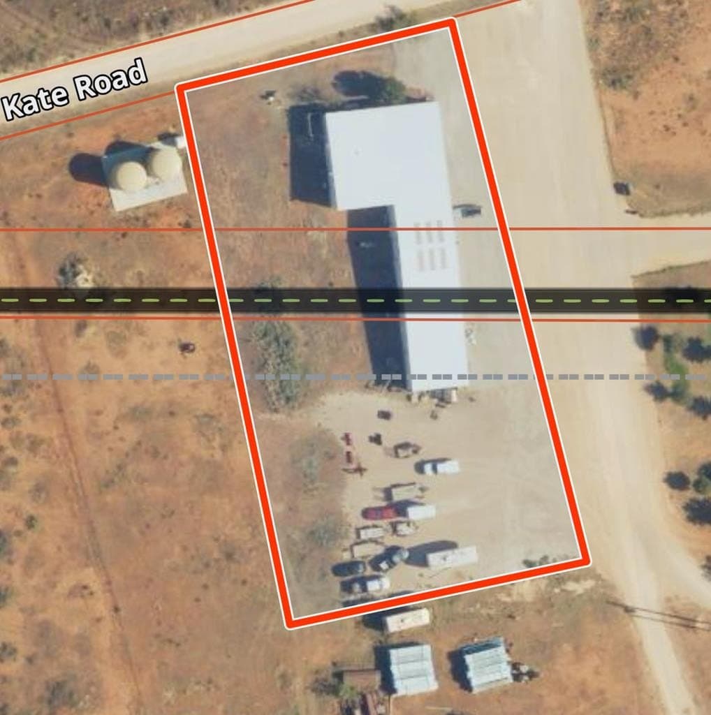 1 acres in Midland County gallery image 3