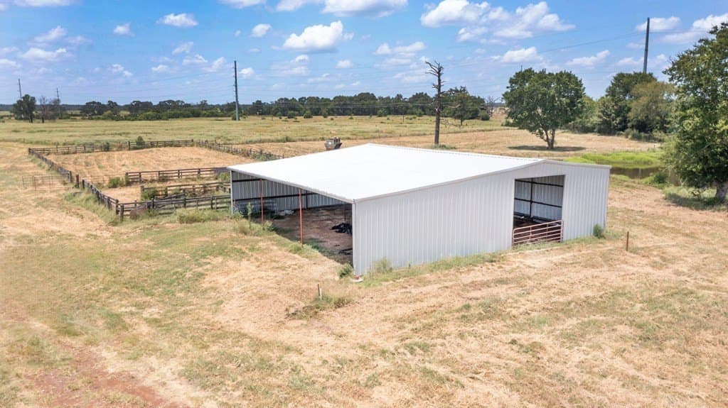388.14 acres in Texas County - photo 6