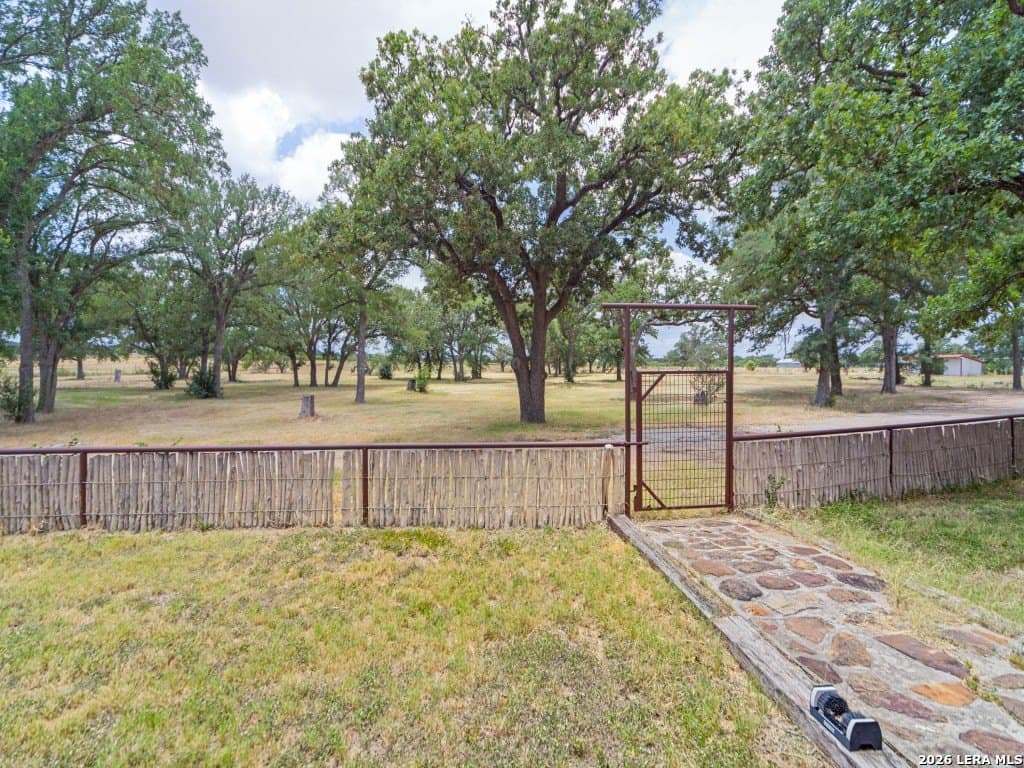 15.02 acres in Gillespie County - photo 7