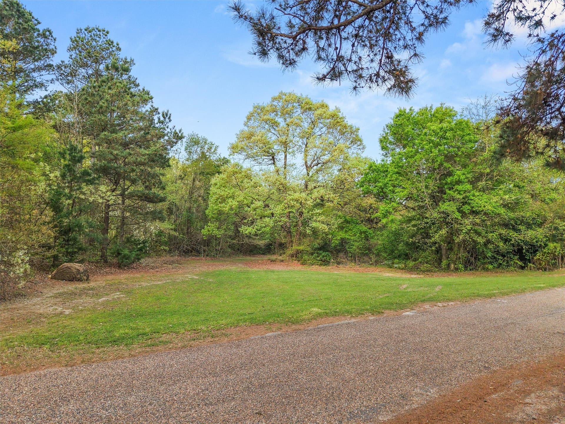 6.88 acres in Morris County - photo 9