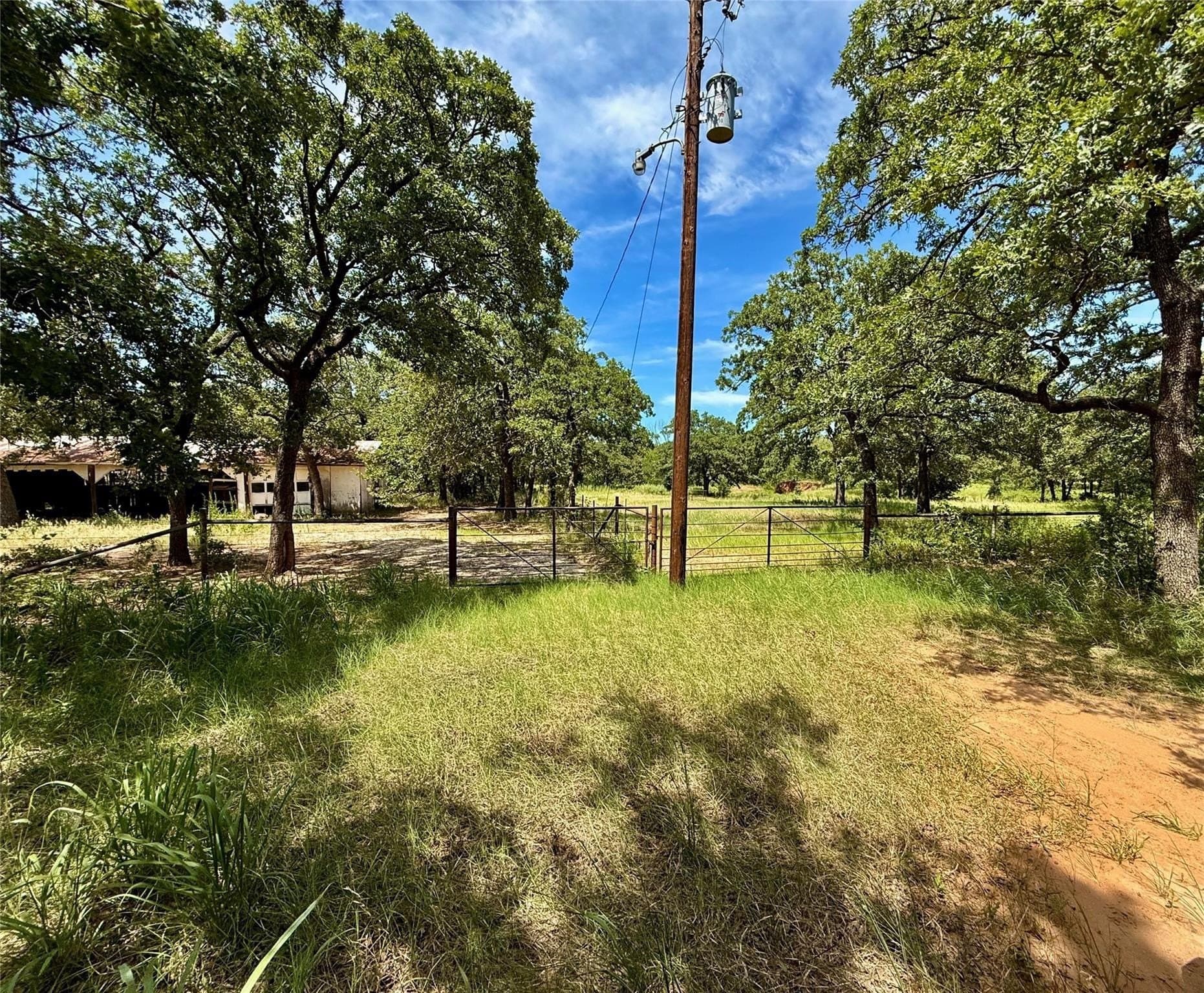 22.5 acres in Montague County - photo 13