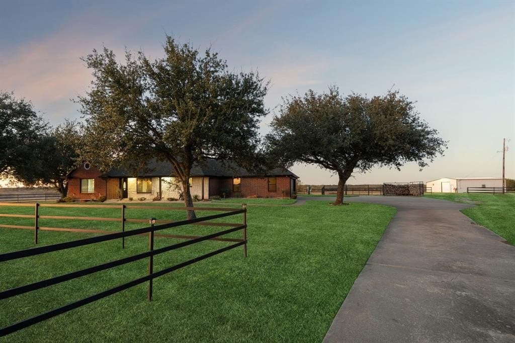 27.82 acres in Kaufman County gallery image 3