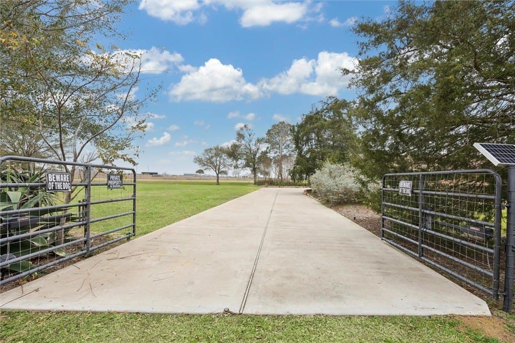 2 acres in AUSTIN County - photo 2