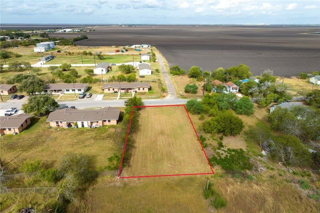 0.11 acres in San Patricio County - photo 10