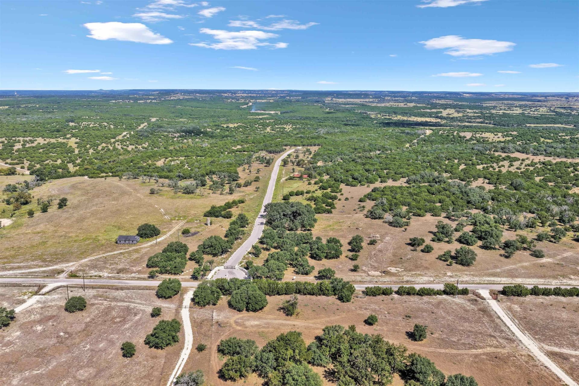 10.01 acres in Lampasas County