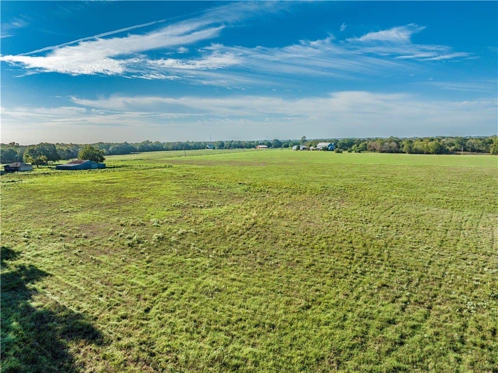 6 acres in AUSTIN County