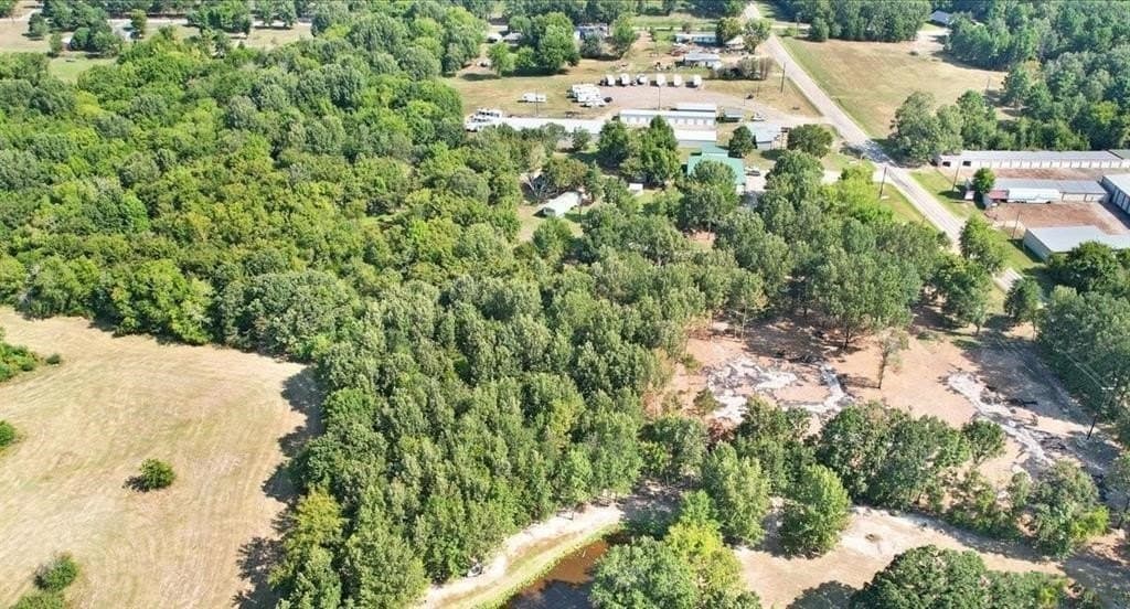 5.11 acres in Titus County featured view