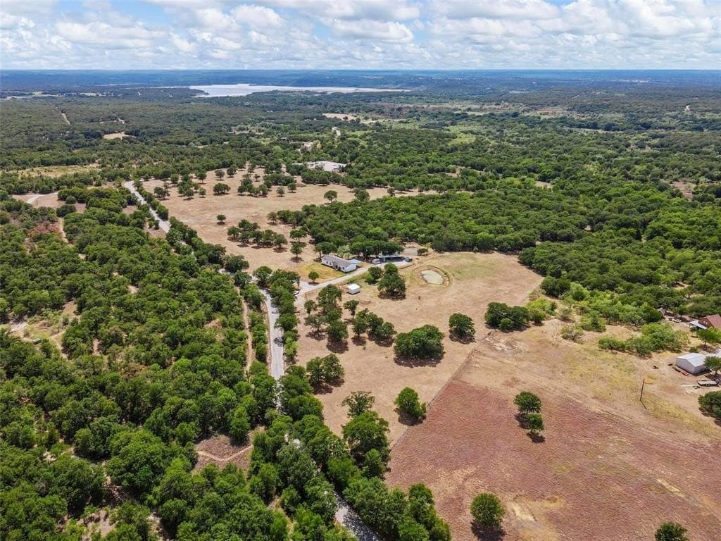 24.68 acres in Wise County