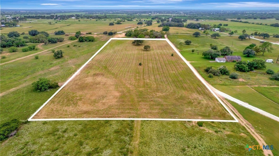 5.9 acres in Victoria County - photo 18
