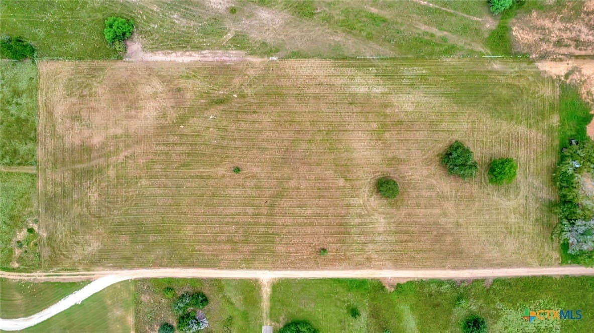 5.9 acres in Victoria County - photo 14