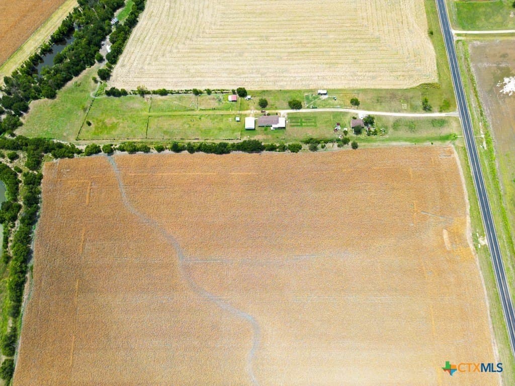 10.73 acres in Bell County - photo 6