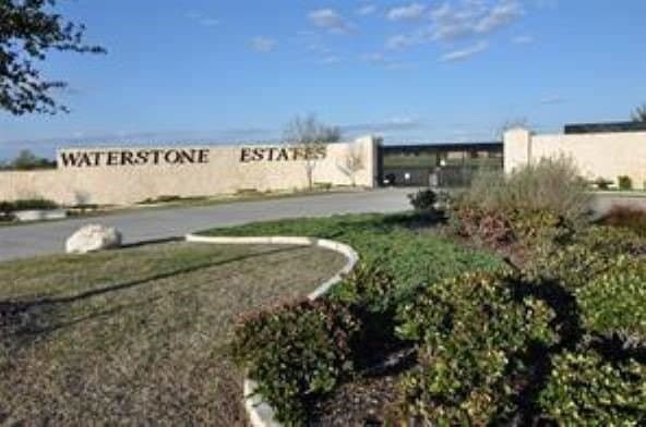 1.03 acres in Collin County gallery image 4
