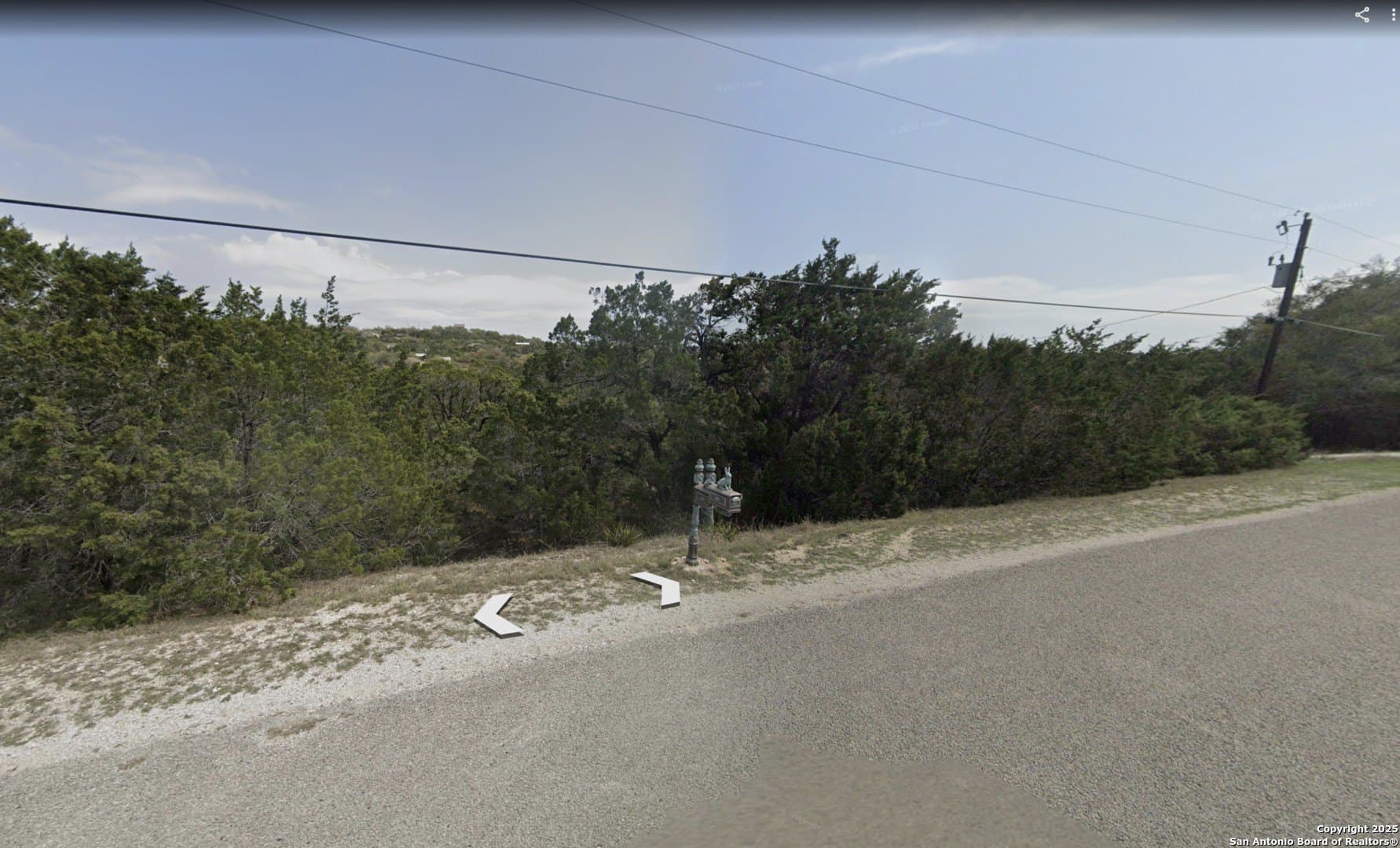 0.5 acres in Comal County gallery image 4
