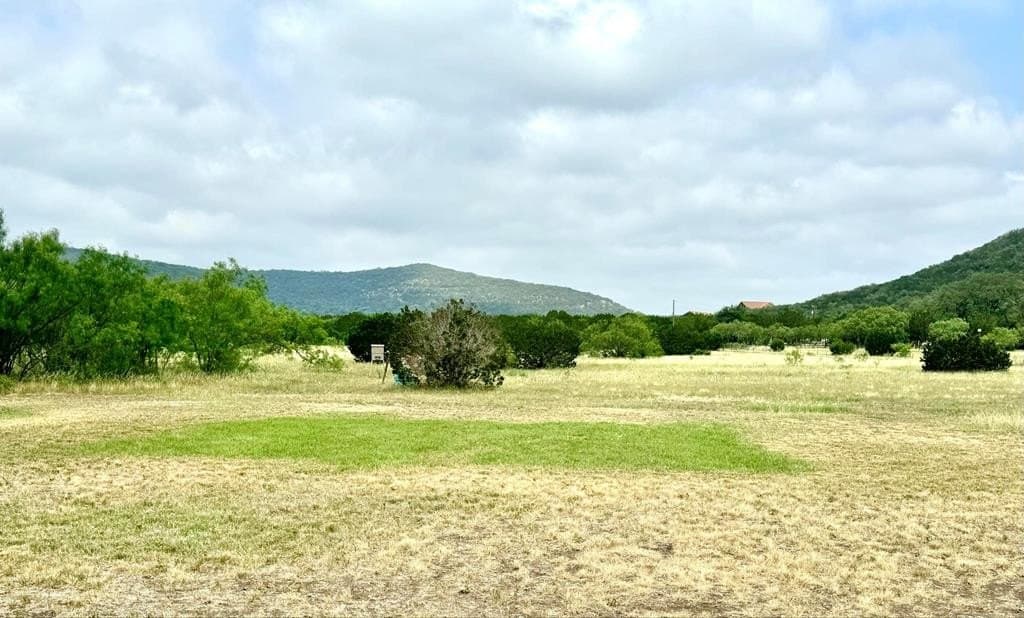 12.65 acres in Uvalde County - photo 67