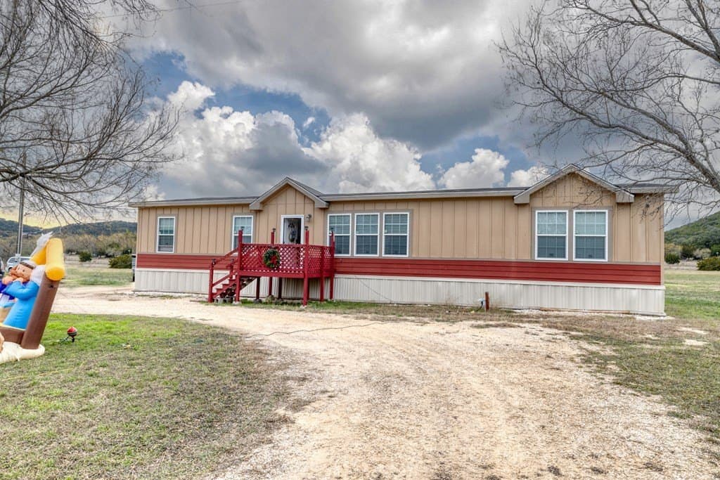 12.65 acres in Uvalde County - photo 51