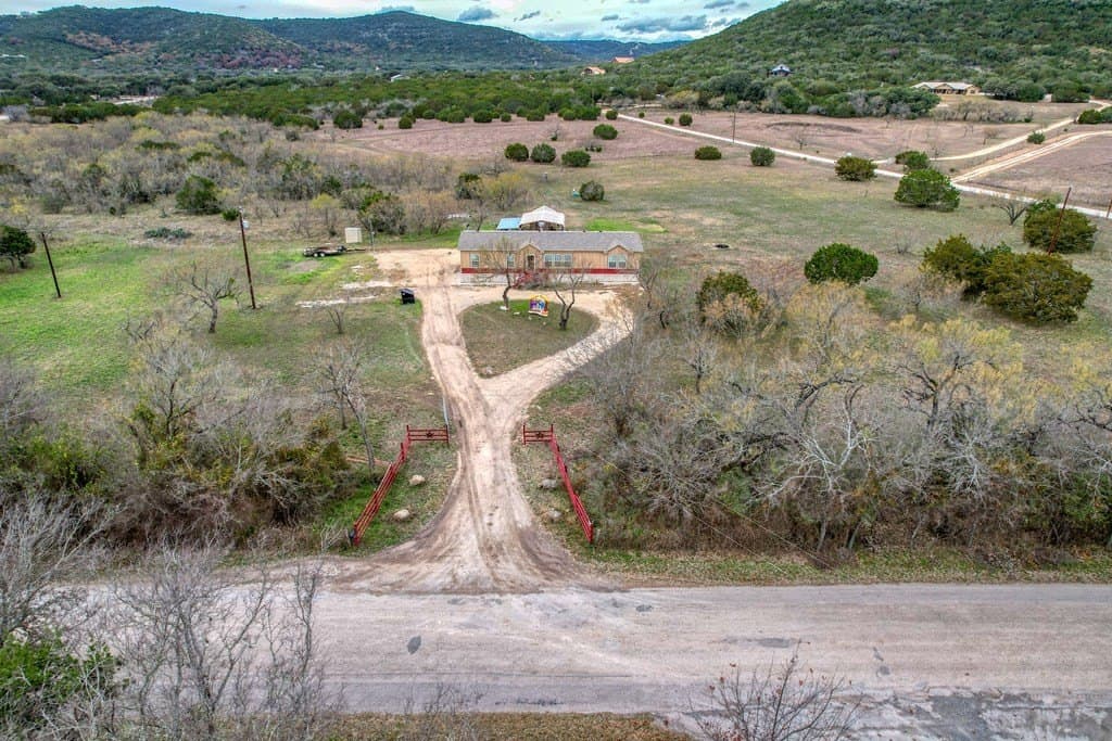 12.65 acres in Uvalde County - photo 45