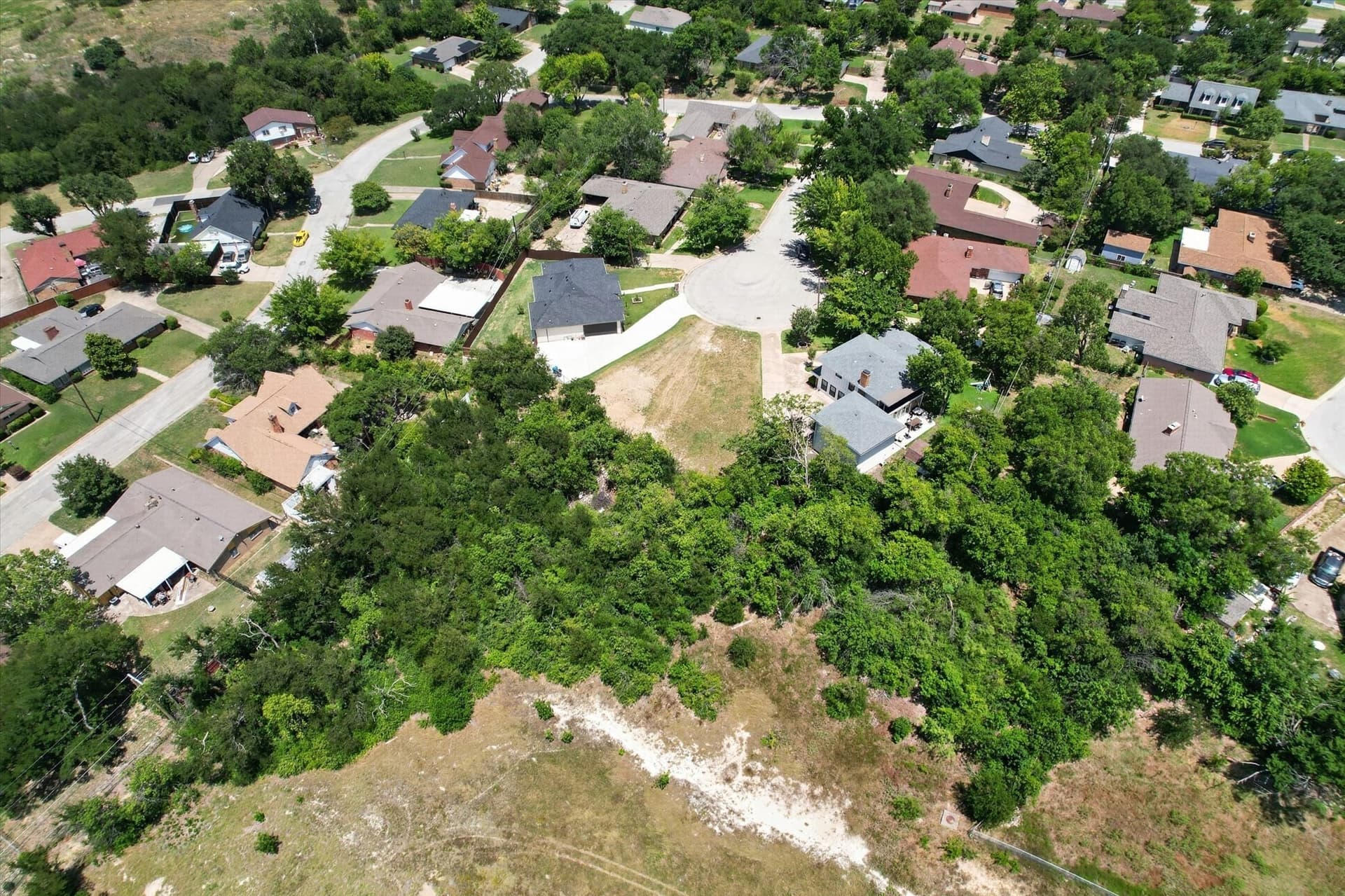 0.32 acres in Tarrant County - photo 4