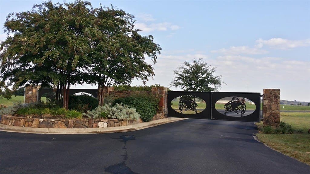 2.5 acres in HENDERSON County featured view