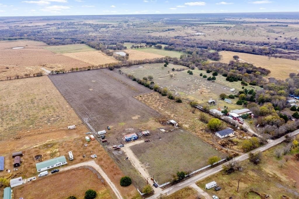 11.53 acres in Johnson County gallery image 4