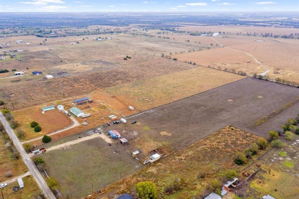 11.53 acres in Johnson County gallery image 2