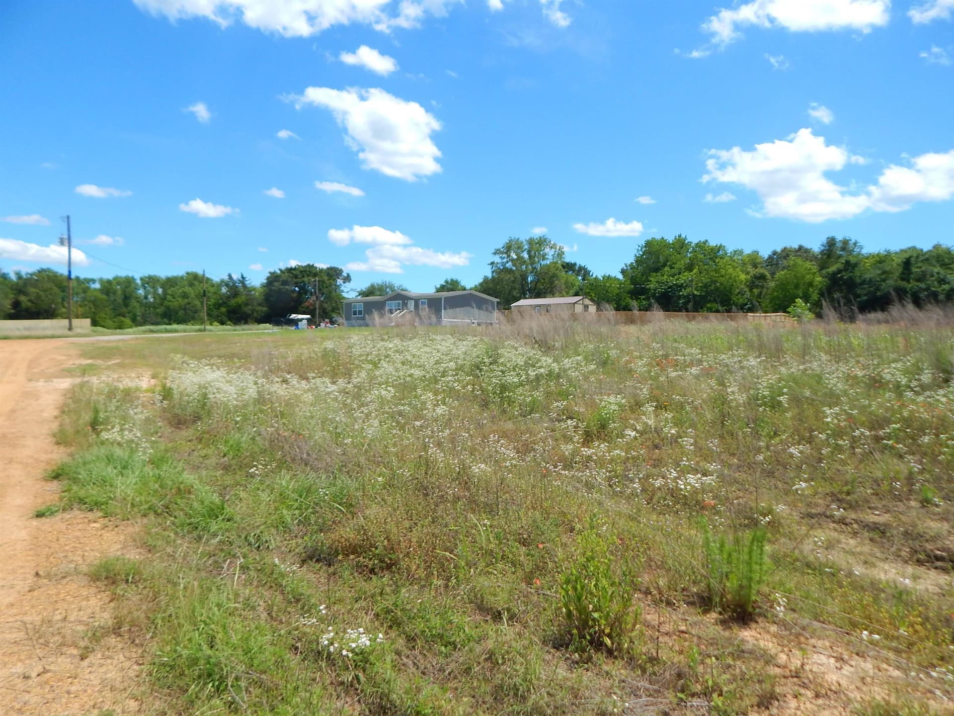 0.57 acres in Upshur County gallery image 4