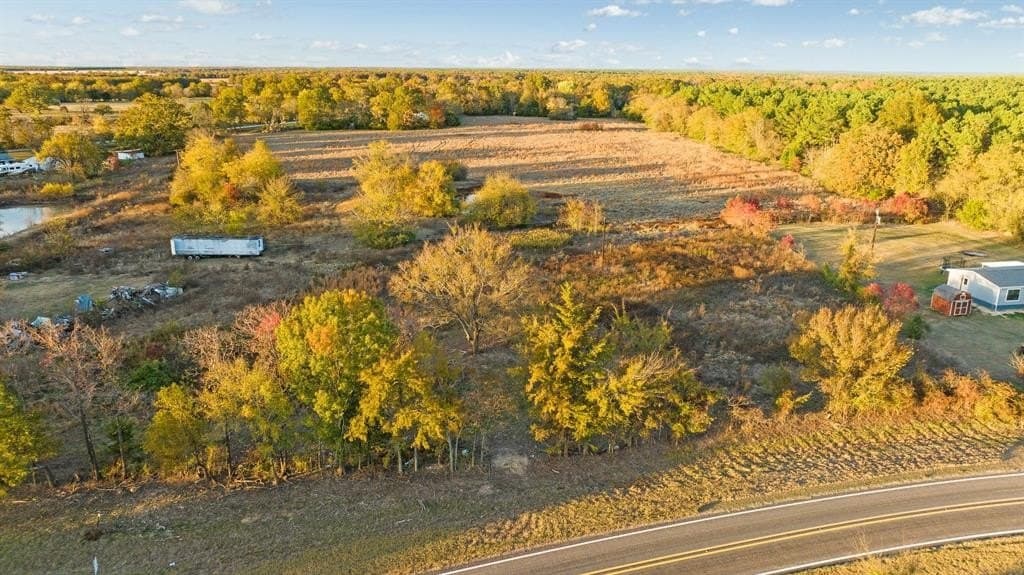 10 acres in Red River (TX) County