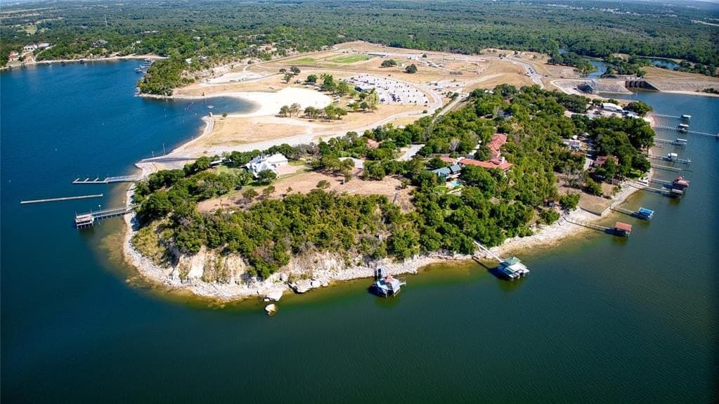 2.76 acres in Tarrant County