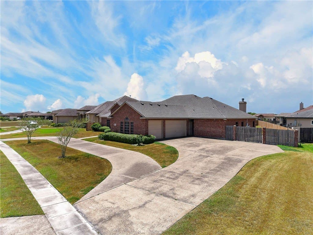 21,959 acres in Nueces County - photo 3