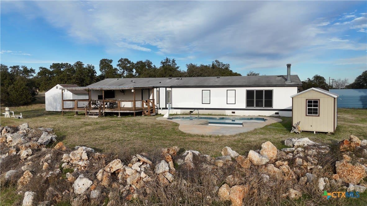 10 acres in Comal County gallery image 4