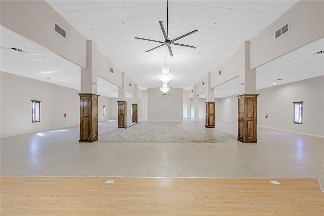 54,999 acres in Nueces County - photo 5
