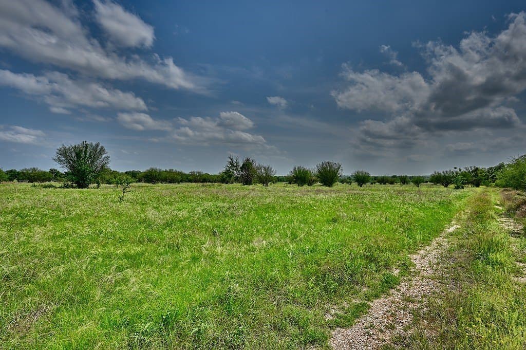 7.01 acres in Fayette County - photo 9
