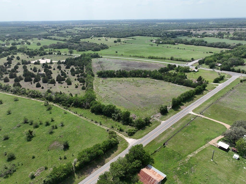 7.01 acres in Fayette County - photo 25