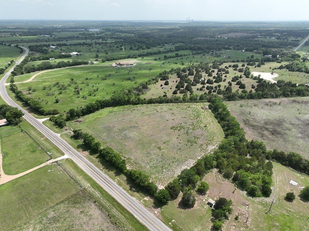 7.01 acres in Fayette County - photo 21