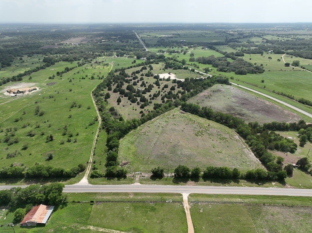 7.01 acres in Fayette County - photo 23