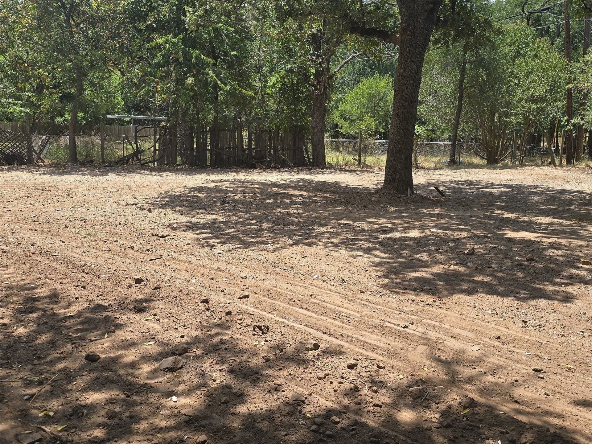 0.26 acres in Tarrant County - photo 3