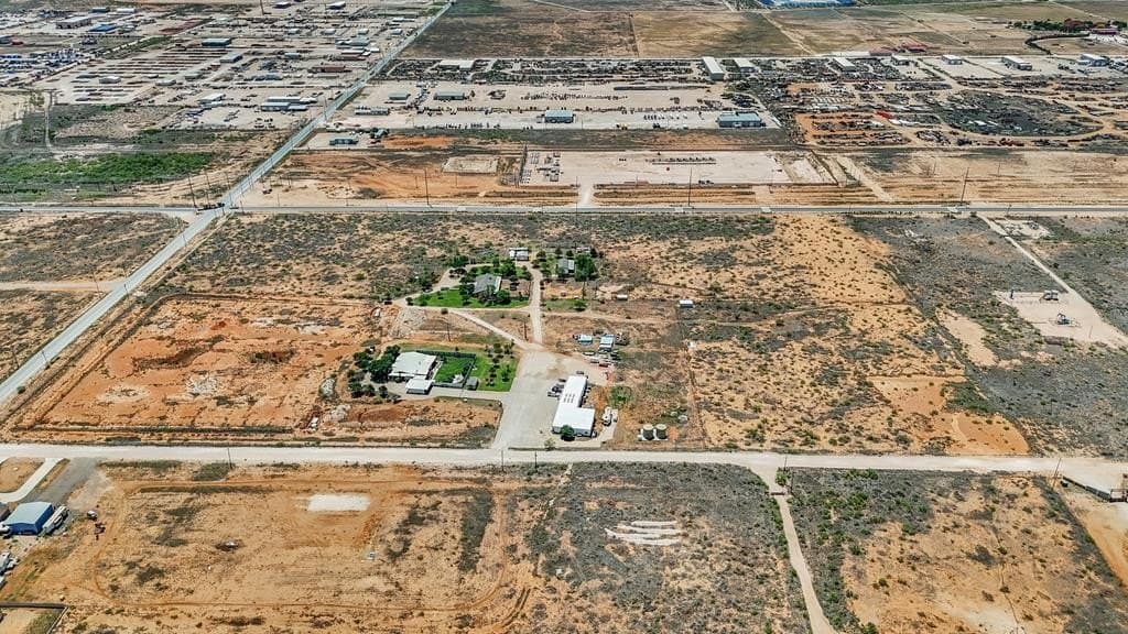16.14 acres in Midland County gallery image 2