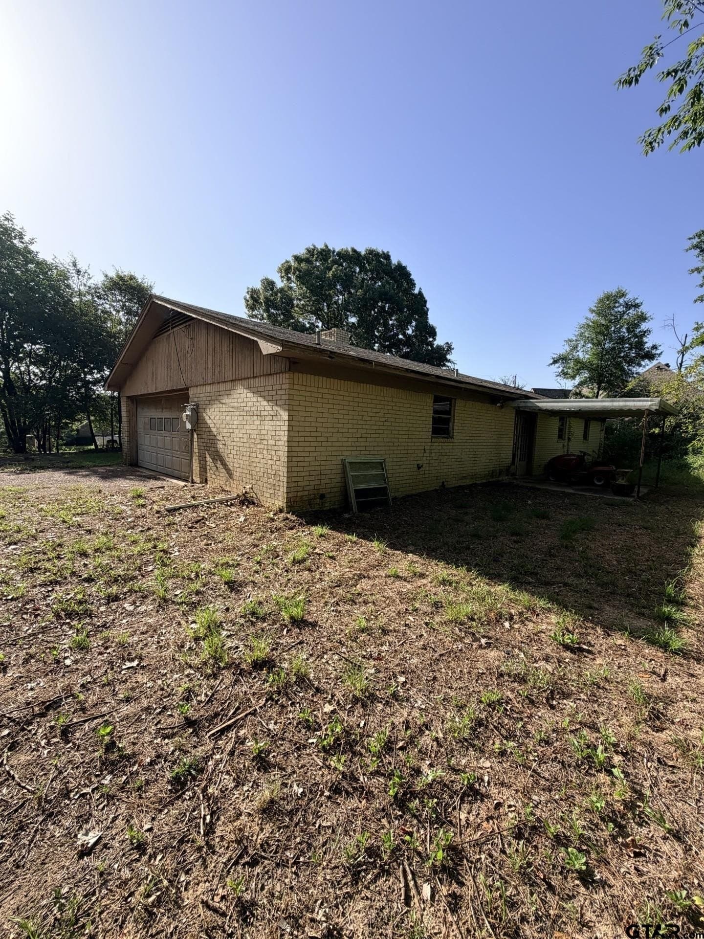 0.44 acres in Smith County - photo 9