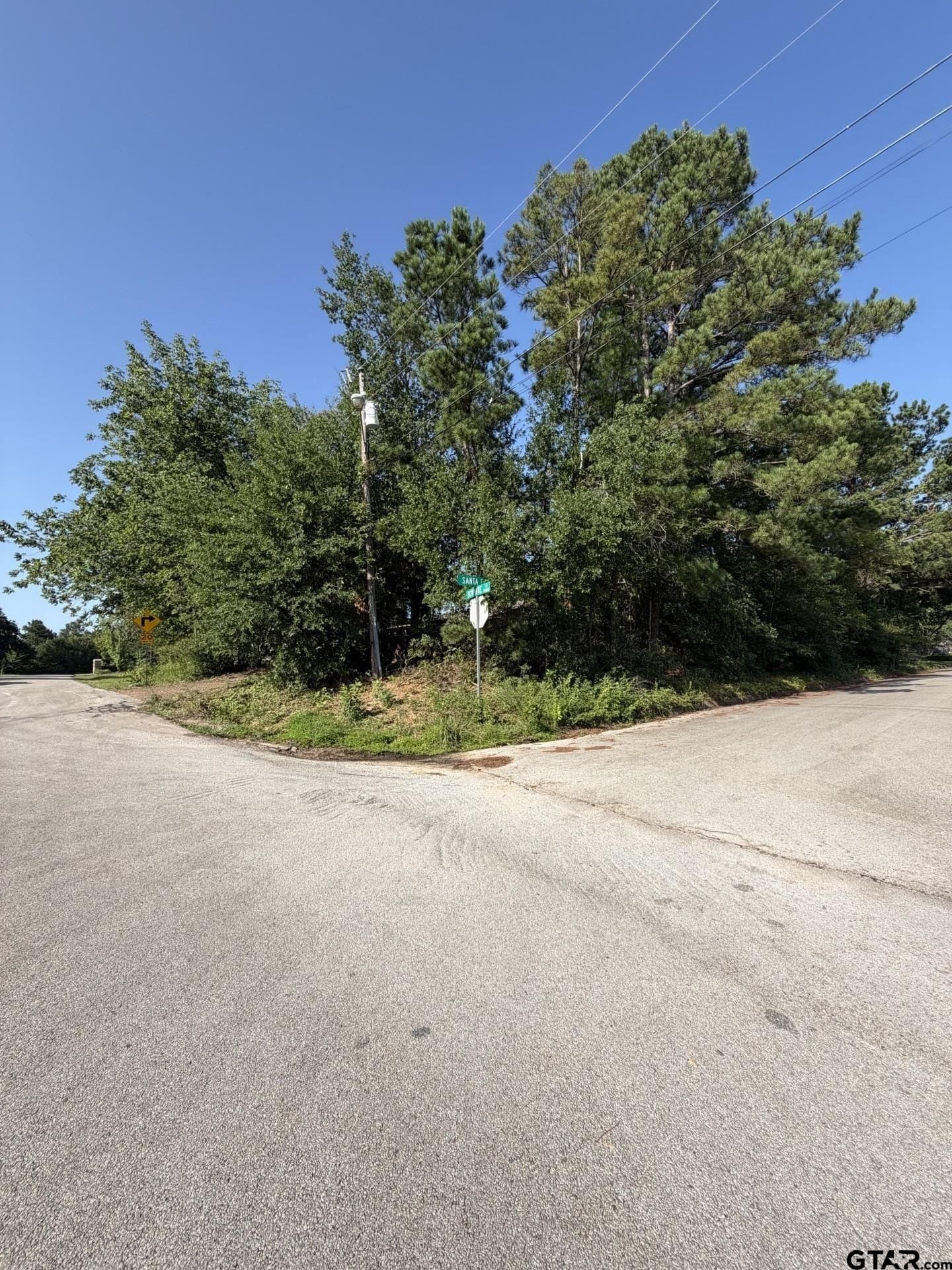 0.44 acres in Smith County