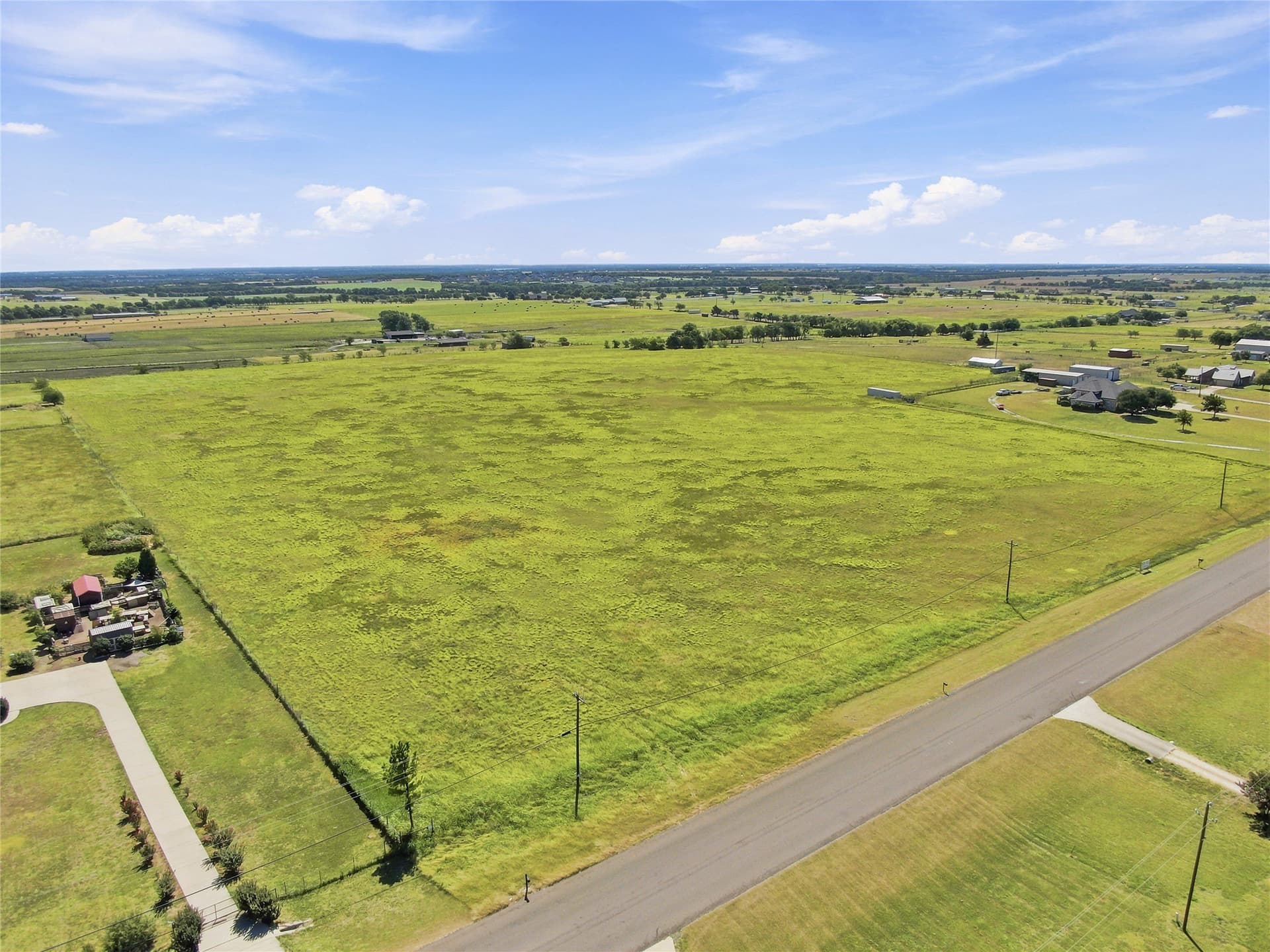 4.27 acres in Ellis County - photo 3